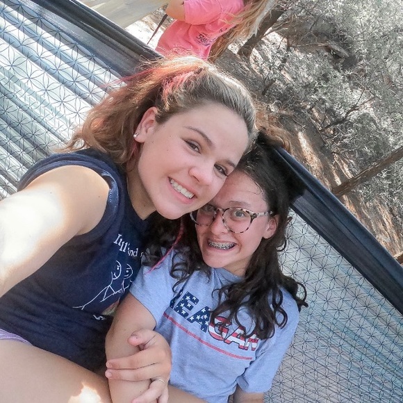 Meet your Posher, Frannie - Picture 1 of 1